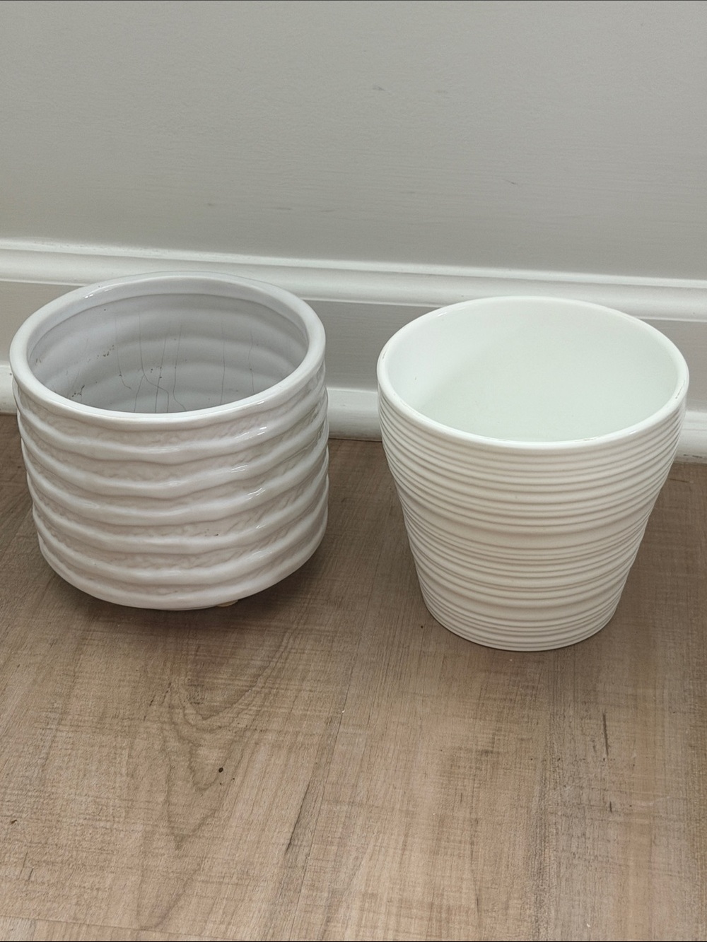 Koral White Ribbed Ceramic Planter Pair